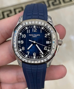 Patek Philippeaquanaut 5168g blue rubber strap 42mm