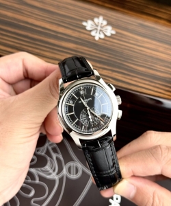 Patek Philippe complications 5905g dial black 42mm