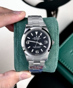 Rolex explorer 214270 black dial 36mm