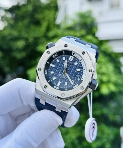 audemars piguet royal oak 15720st blue dial 41mm