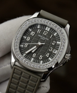 Patek Philippe aquanaut 5067 gray dial rubber strap 35.6mm