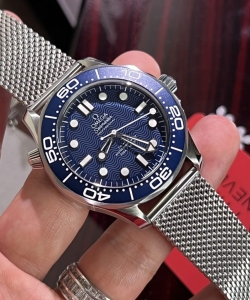 omega seamaster james bond 42mm