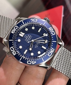 omega seamaster james bond 42mm