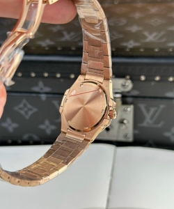 Patek Philippe nautilus 7010 rose gold womens 32mm