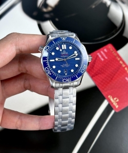 omegaseamaster blue dial 42mm