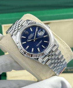 Rolex datejust 126334 blue motif dial 41mm