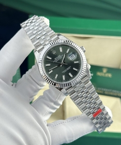 Rolex datejust 126334 green dial 41mm