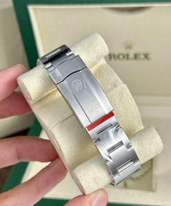 Rolex oyster perpetual 126000 green dial 36mm