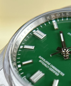 Rolex oyster perpetual 126000 green dial 36mm