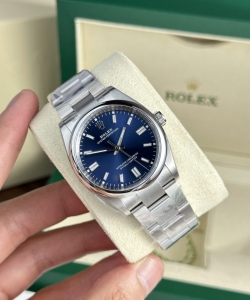 Rolex oyster perpetual 126000 blue dial clean fatory 36mm