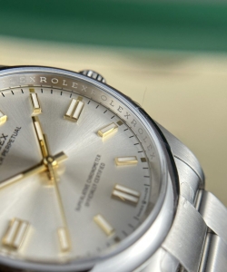 Rolex watch oyster perpetual 126000 silver dial 36mm