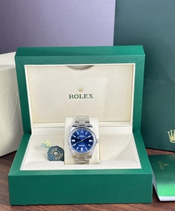 Rolex oyster perpetual 124300 dial blue 41mm