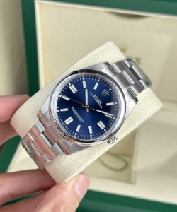 Rolex oyster perpetual 124300 dial blue 41mm