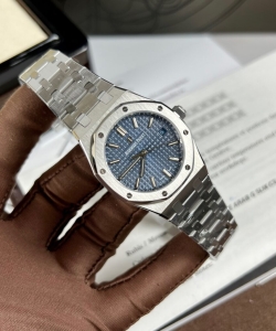 audemars piguet royal oak blue dial metal wire 34mm