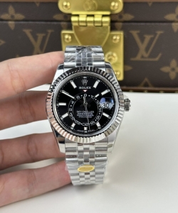 Rolex clone watch sky dweller 326934 dial black strap jubilee 42mm