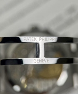 Patek Philippe nautilus 5712 tiffany & co metal wire 40mm