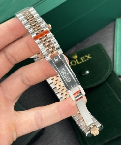 Rolex datejust mother of pearl dial 31mm