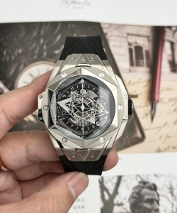 hublot big bang sang bleu ii titanium black dial bbf 45mm