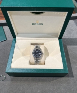 Rolex datejust womens black dial 31mm