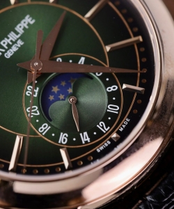 Patek Philippe complications 5205r green dial gold wrapped 40mm