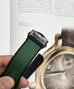 hublot big bang sang bleu ii green ceramic bbf 45mm