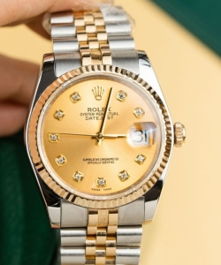 Rolexdatejust 126233 gold wrapped champagne dial 36mm