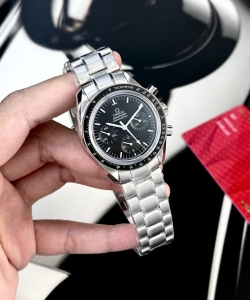 omega speedmaster moonwatch black dial metal wire 42mm