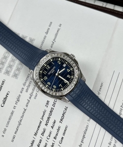 Patek Philippe aquanaut 5168g custom moissanite baguette diamonds blue dial 42.2mm