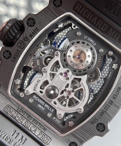 Richard Mille rm21-02 tourbillon aerodyne rubber strap 43mm