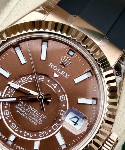 Rolex sky-dweller 336235 chocolate dial rubber strap 42mm