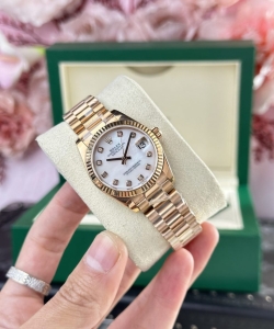 Rolex datejust 278275mother of pearl dial 31mm