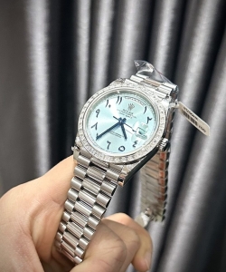 Rolex day-date ice blue dial number pile arabic 40mm