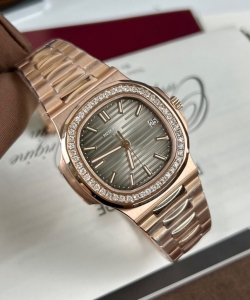 Patek Philippe nautilus 5711 gold wrapped & moissanite diamonds custom 40mm