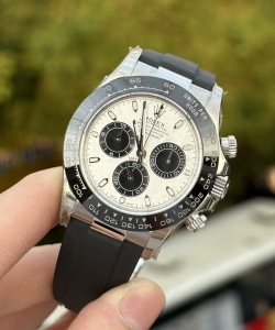 Rolex cosmograph daytona meteorite dial 40mm