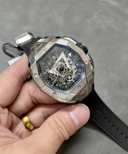 hublot spirit of big bang sang bleu rubber strap 42.2mm