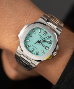 Patek Philippe nautilus 5711 tiffany & co 40mm