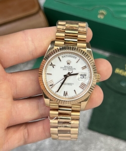 Rolex day-date 228235 rose gold white dial v2 40mm