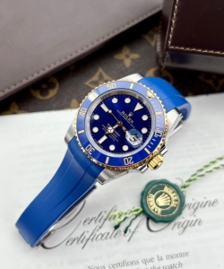 Rolex submarinerblue dial 40mm