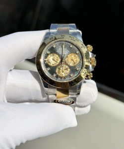 Rolex cosmograph daytona mother of pearl & moissanite diamonds dial 40mm