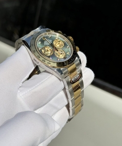 Rolex cosmograph daytona mother of pearl & moissanite diamonds dial 40mm