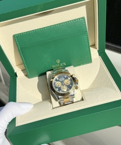 Rolex cosmograph daytona mother of pearl & moissanite diamonds dial 40mm