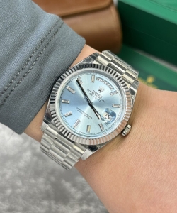 Rolexday-date 228236 strap president v2 40mm