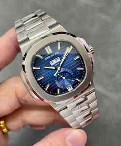 Patek Philippe nautilus 5726 blue dial 40.5mm