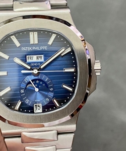 Patek Philippe nautilus 5726 blue dial 40.5mm