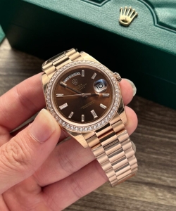 Rolex watch day-date 228235 chocolate dial 40mm