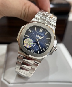 Patek Philippenautilus 5726g blue dial 40.5mm