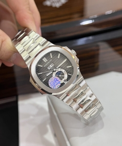 Patek Philippe nautilus 5726g dial gray 40.5mm