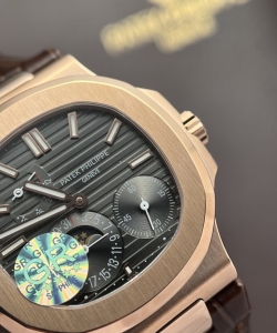 Patek Philippe nautilus 5712r brown leather strap 40mm