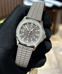 Patek Philippe aquanaut 5067a custom moissanite diamonds 35.6mm