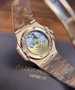 Patek Philippe nautilus 5711 dial gray 40mm